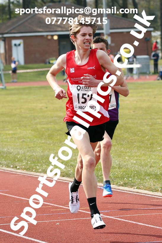3000 metres, 2021 NECAA Open Graded Meeting, Morpeth. Photo: David T. Hewitson/Sports for All Pics
